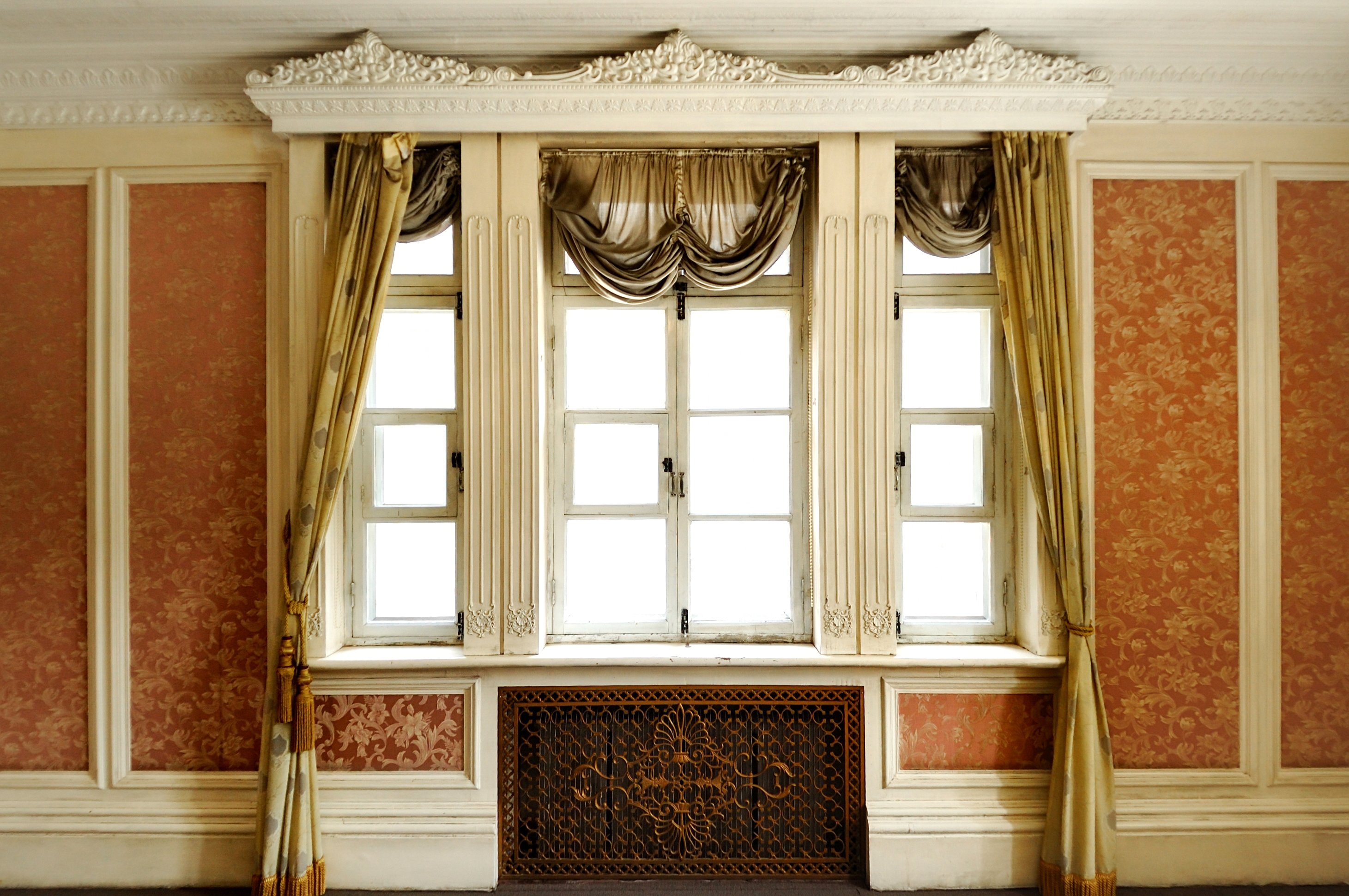 Check Out The Lyndhurst Mansion